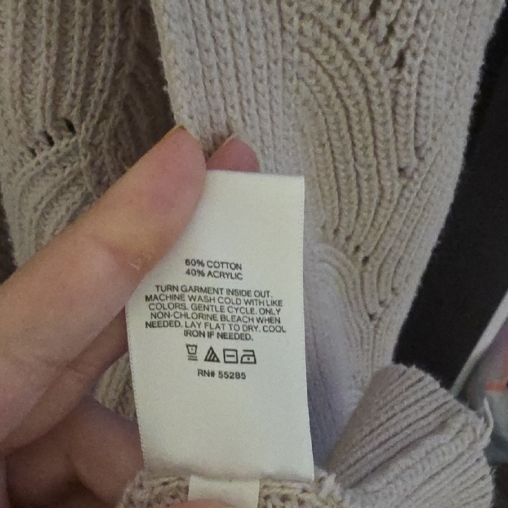 Express Women's Beige Knit Cardigan - Picture 6 of 6